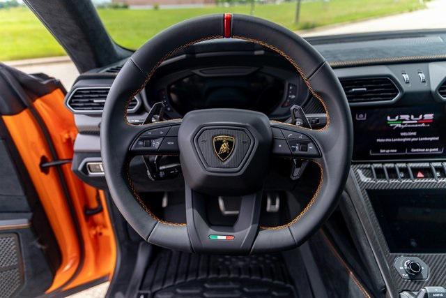used 2024 Lamborghini Urus car