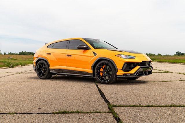 used 2024 Lamborghini Urus car