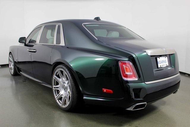 used 2022 Rolls-Royce Phantom car, priced at $449,989