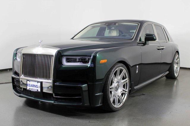 used 2022 Rolls-Royce Phantom car, priced at $449,989