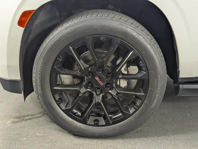 used 2022 GMC Yukon car, priced at $56,989