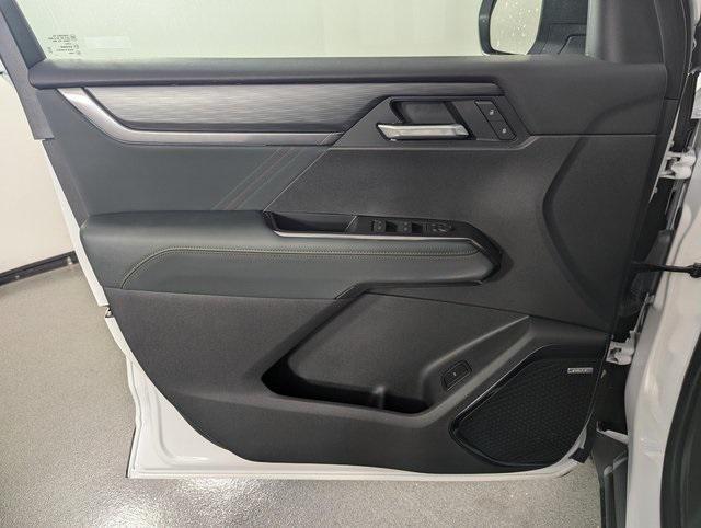 used 2025 GMC Acadia car, priced at $49,989