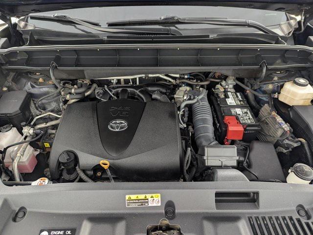 used 2021 Toyota Highlander car, priced at $30,989