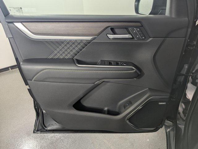 used 2025 GMC Acadia car, priced at $55,989