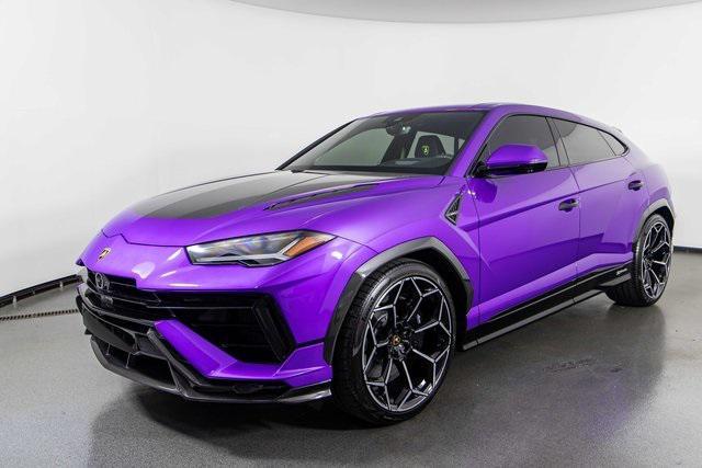 used 2024 Lamborghini Urus car, priced at $334,989