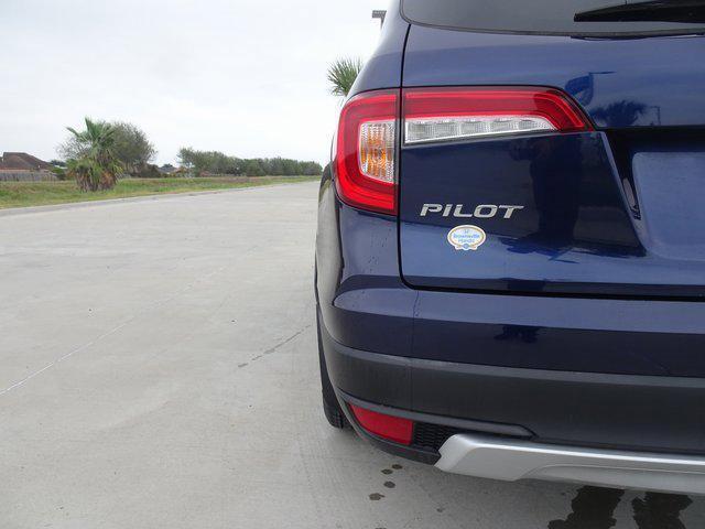 used 2021 Honda Pilot car, priced at $25,900