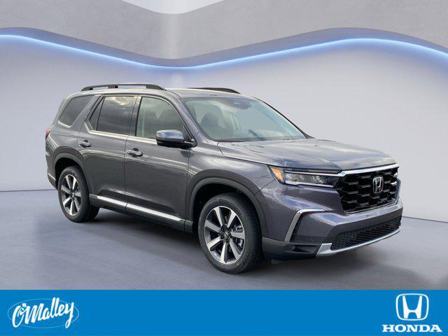 new 2025 Honda Pilot car, priced at $54,475