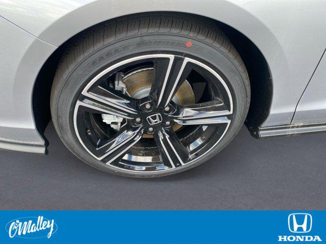 new 2025 Honda Accord Hybrid car, priced at $33,299