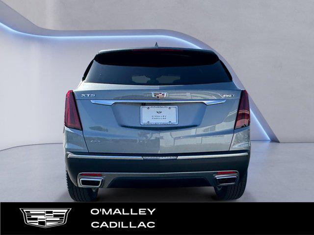 new 2025 Cadillac XT5 car, priced at $54,710