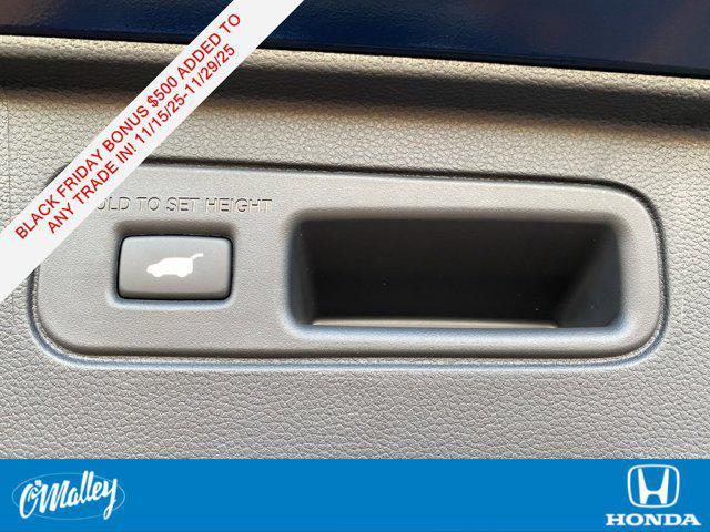 new 2025 Honda Pilot car, priced at $44,599