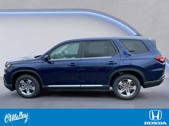 new 2025 Honda Pilot car, priced at $45,099