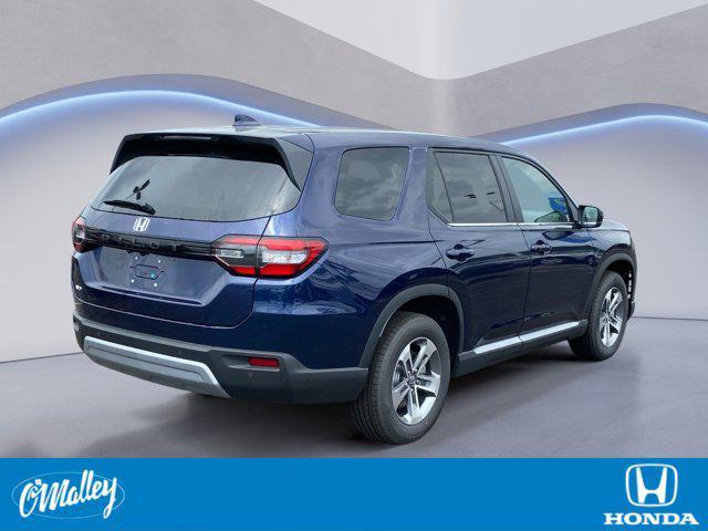new 2025 Honda Pilot car, priced at $45,099