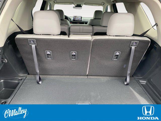 new 2025 Honda Pilot car, priced at $45,099