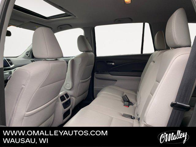 used 2016 Honda Pilot car