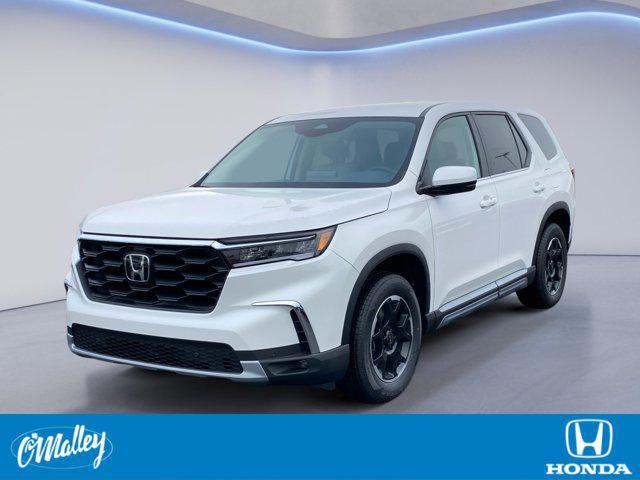 new 2025 Honda Pilot car, priced at $46,399