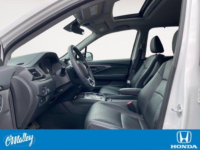 used 2022 Honda Pilot car, priced at $35,995