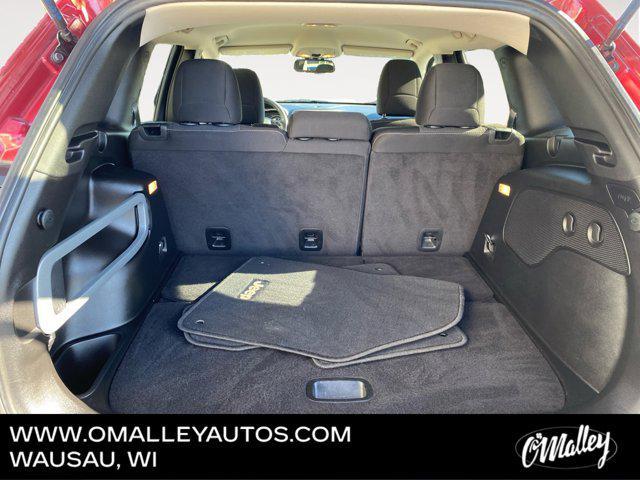 used 2015 Jeep Cherokee car, priced at $12,995