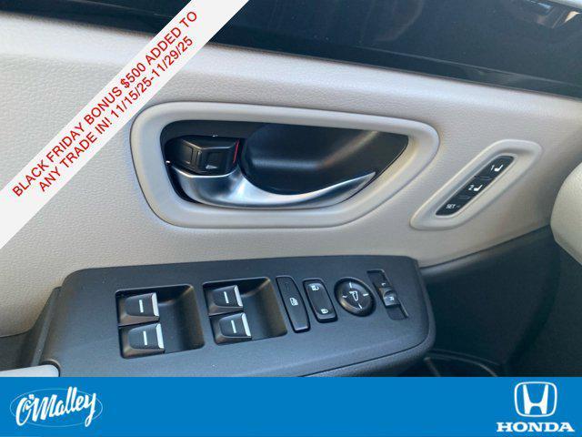 new 2025 Honda Pilot car, priced at $45,299