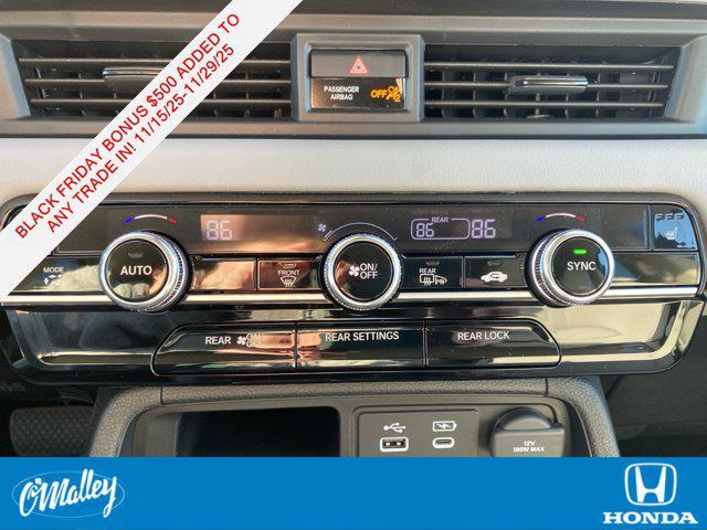 new 2025 Honda Pilot car, priced at $45,299