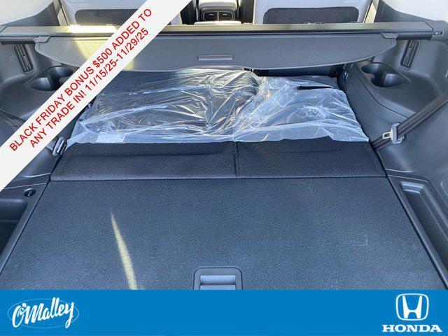 new 2025 Honda Pilot car, priced at $45,299