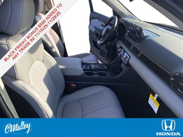 new 2025 Honda Pilot car, priced at $45,299