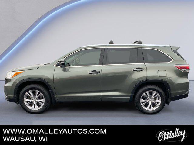 used 2014 Toyota Highlander car, priced at $17,995