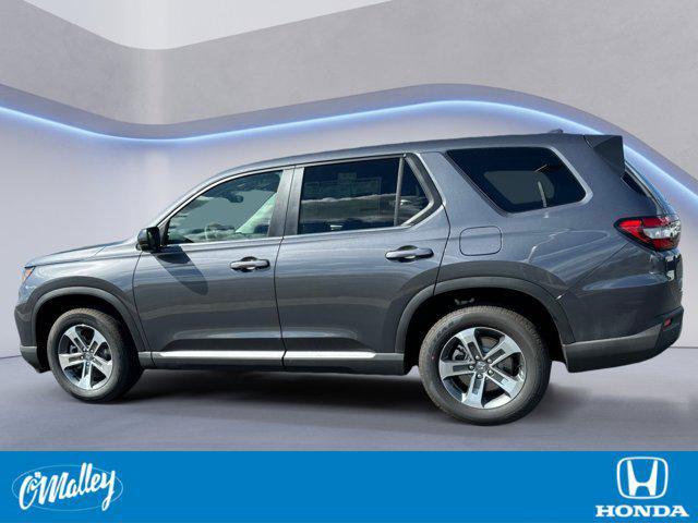 new 2025 Honda Pilot car, priced at $44,999