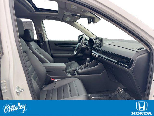 used 2025 Honda CR-V car, priced at $36,995