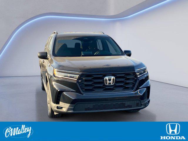 new 2025 Honda Pilot car, priced at $42,099