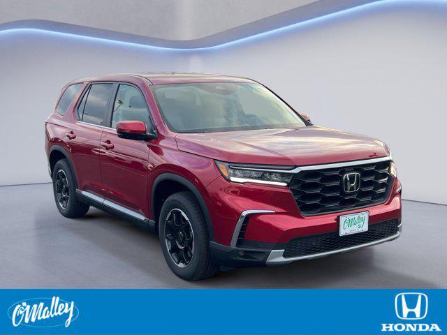 new 2025 Honda Pilot car, priced at $46,099