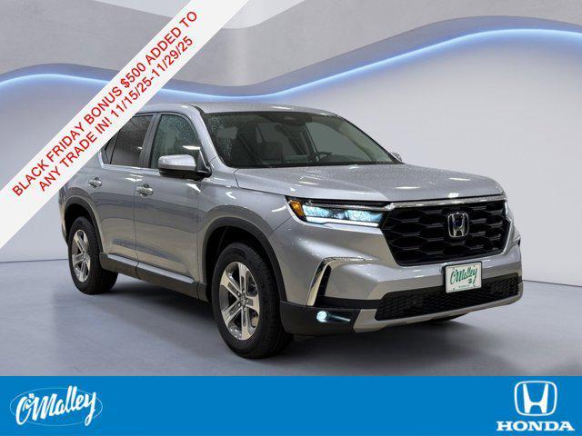 new 2025 Honda Pilot car, priced at $45,299