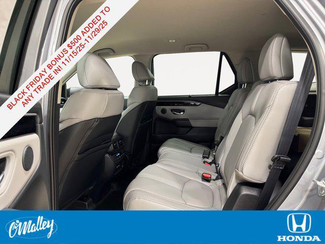 new 2025 Honda Pilot car, priced at $45,299