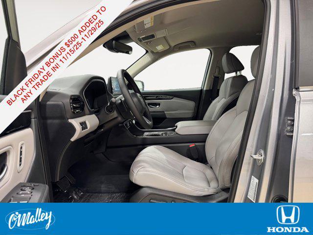 new 2025 Honda Pilot car, priced at $45,299