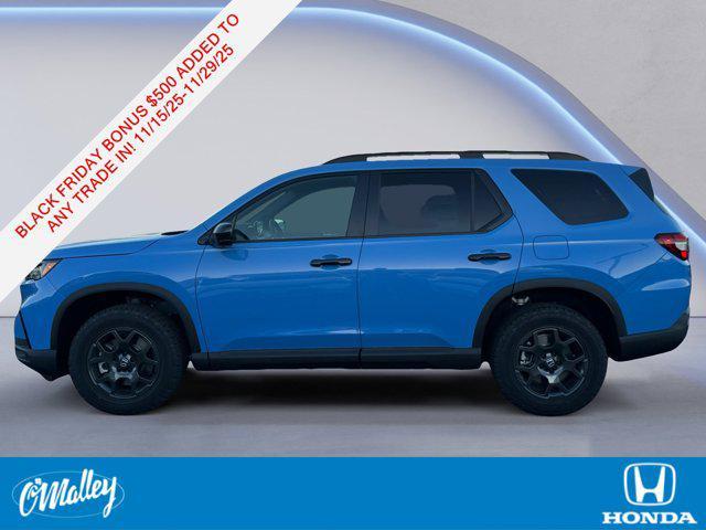 new 2025 Honda Pilot car, priced at $49,299