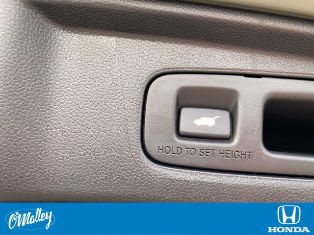 new 2026 Honda CR-V Hybrid car, priced at $39,299