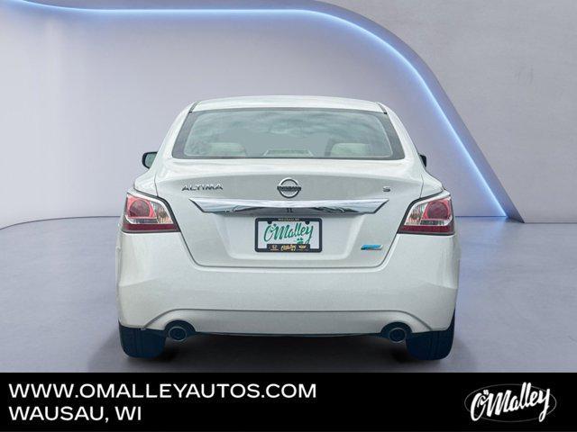 used 2014 Nissan Altima car