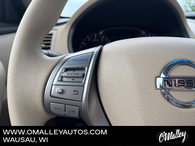 used 2014 Nissan Altima car