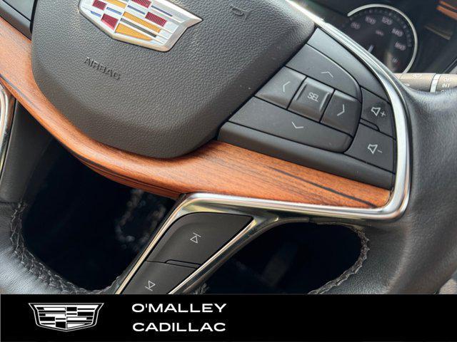 used 2022 Cadillac XT5 car
