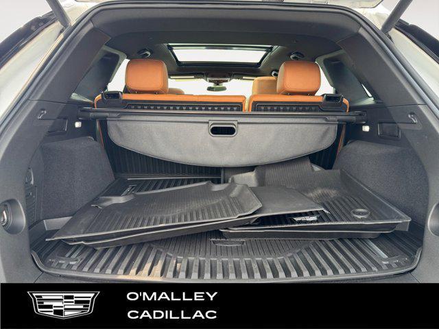 used 2022 Cadillac XT5 car