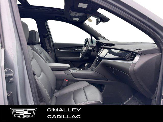used 2024 Cadillac XT6 car, priced at $46,995