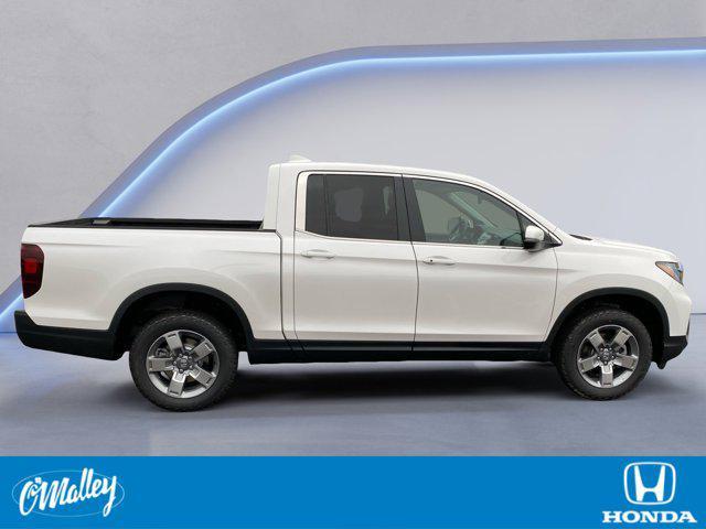 new 2025 Honda Ridgeline car, priced at $43,199