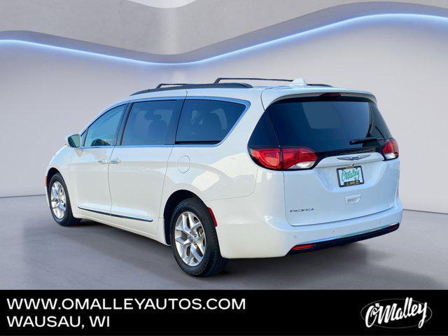 used 2017 Chrysler Pacifica car, priced at $15,495