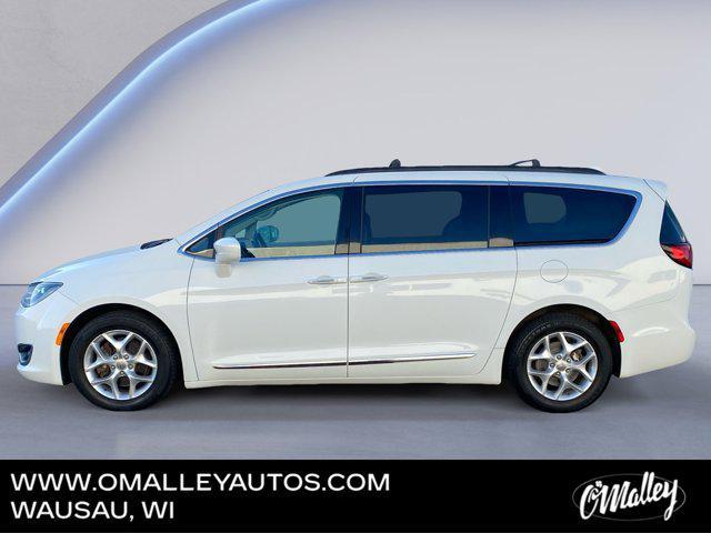 used 2017 Chrysler Pacifica car, priced at $15,495