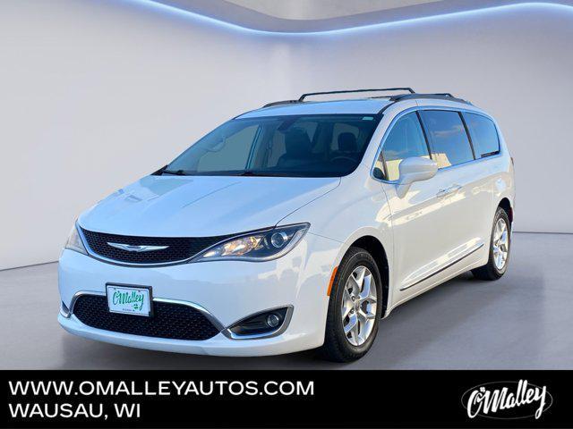 used 2017 Chrysler Pacifica car, priced at $15,495