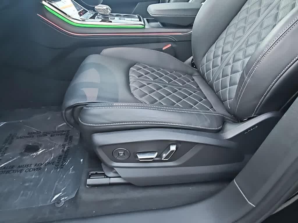 used 2025 Audi SQ7 car, priced at $82,678