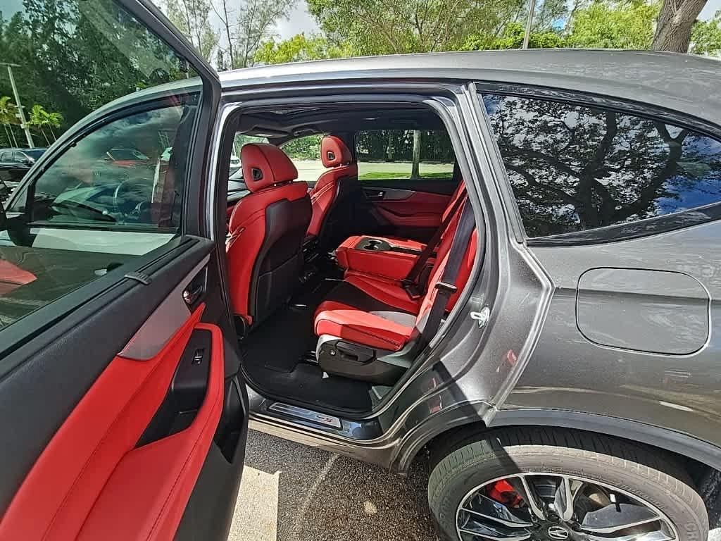 used 2022 Acura MDX car, priced at $43,429