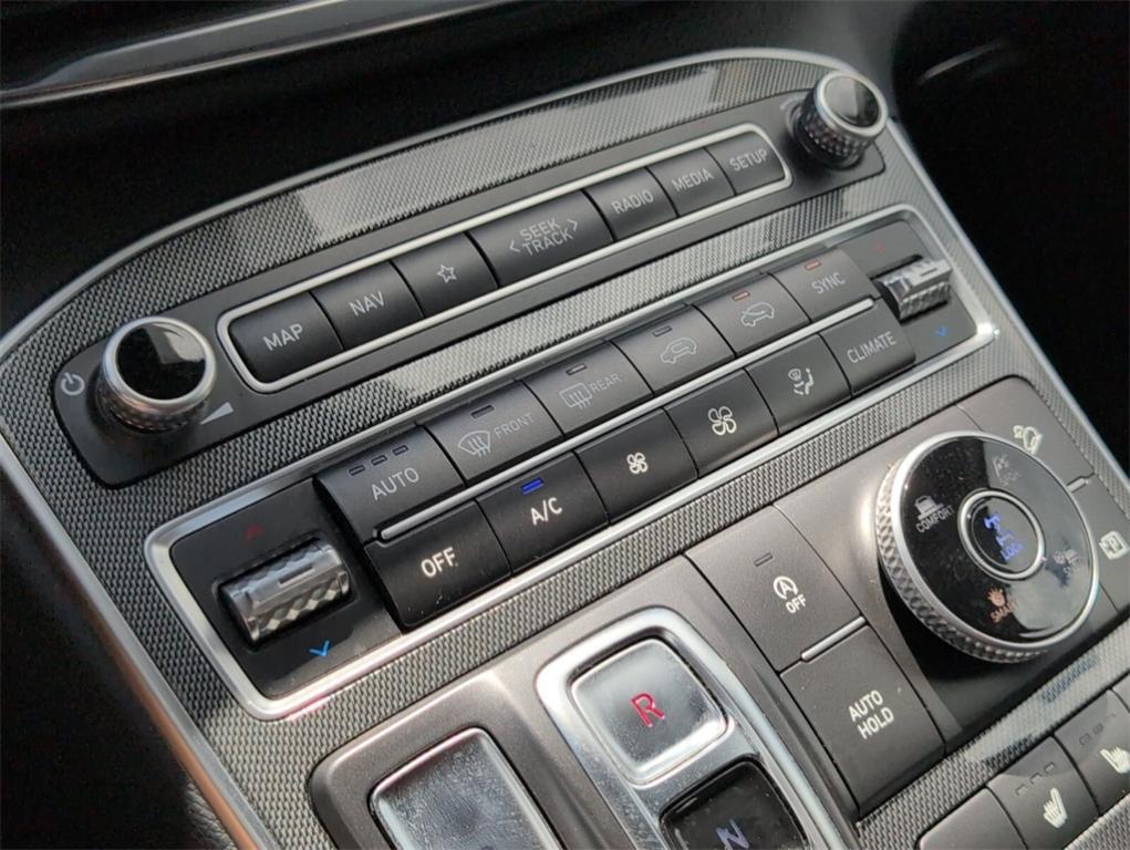 used 2023 Hyundai Santa Fe car, priced at $24,979