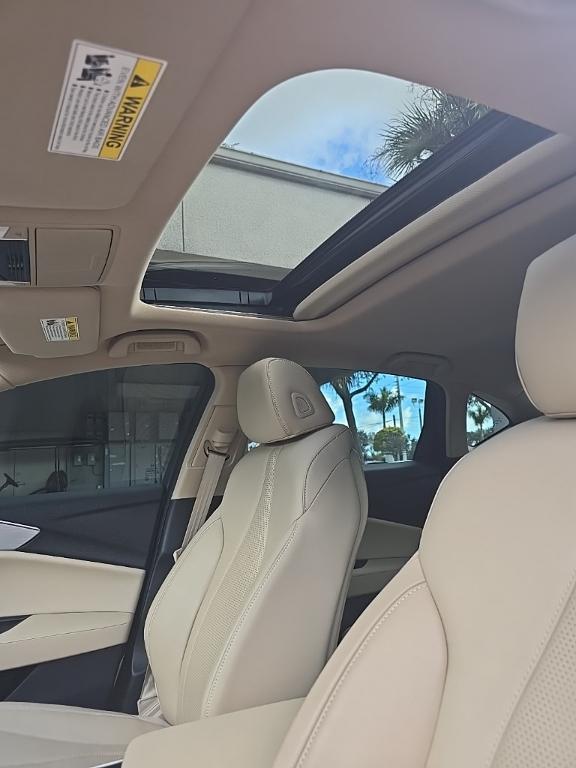 used 2025 Acura TLX car, priced at $37,500