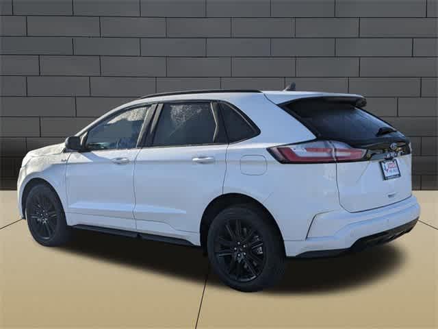 new 2024 Ford Edge car, priced at $39,421