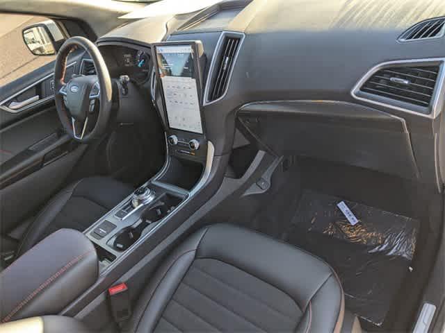 new 2024 Ford Edge car, priced at $39,421